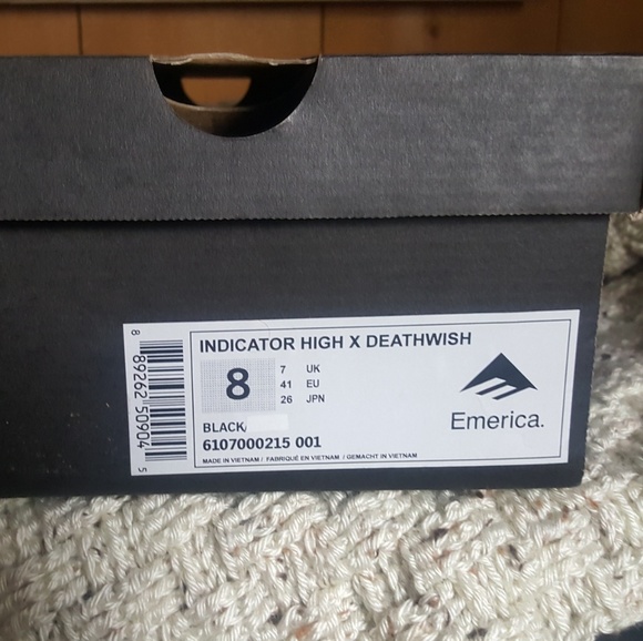 Size 8 Emerica Death Wish Shoes - Picture 5 of 5